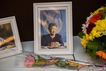 联合国难民署在日内瓦总部举行纪念活动，缅怀今年10月逝世的前任负责人绪方贞子。