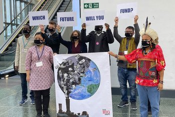 Un groupe de militants à la COP26 à Glasgow.