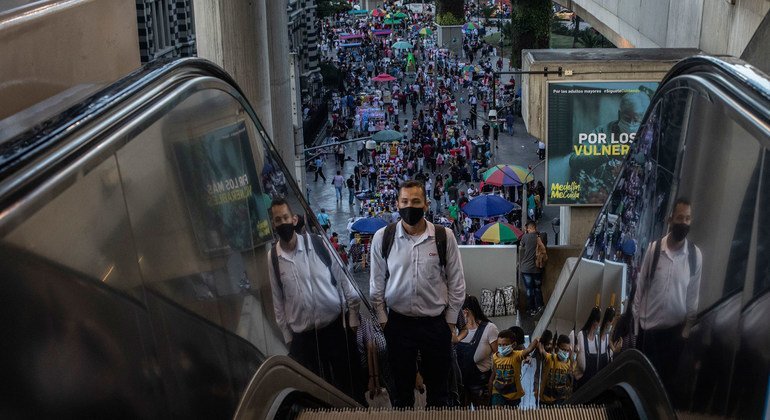 Una estación de metro en Medellin, Colombia