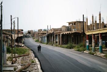 От рук боевиков ИГИЛ пострадали тысячи жителей Ирака, в результате войны многие города были разрушены.