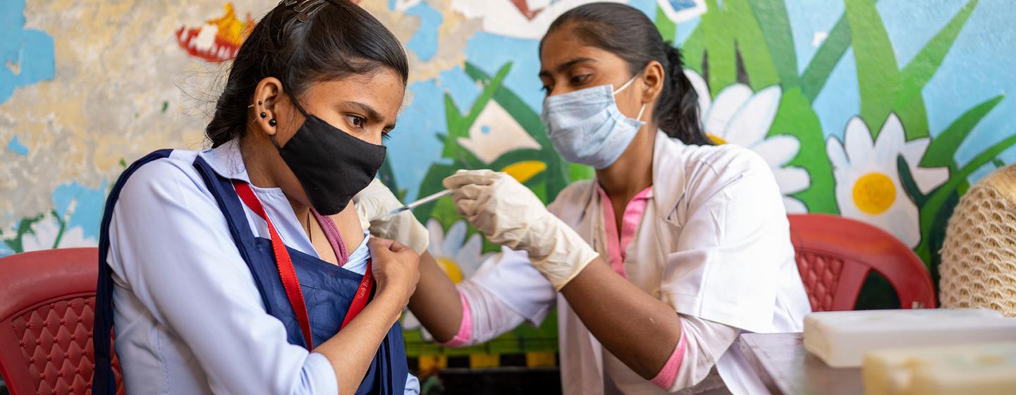 Vaccination contre la Covid-19 au Rajasthan, en Inde.
