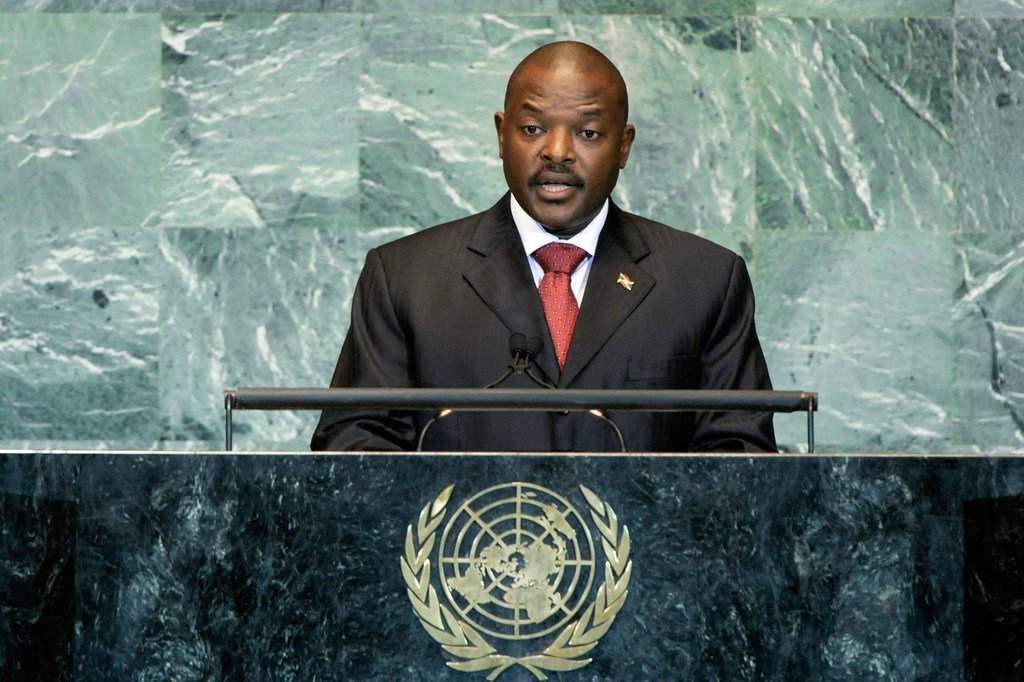 Rais Pierre Nkurunziza wa Jamhuri ya Burundi, akihutubia kikao cha 66 cha Mkutano Mkuu wa Umoja wa Mataifa mnamo Septemba, 2011.