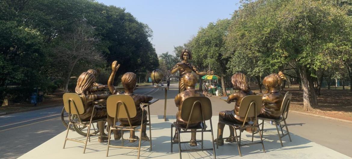 O Fundo das Nações Unidas para a Infância, Unicef, instalou “Monumentos à Educação” em três capitais brasileiras: São Paulo, Belém e Salvador