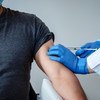 Un taux d'efficacité supérieur à 90% a été rapporté par Pfizer et BioNTech dans des essais sur l'homme pour un vaccin contre la Covid-19.