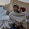 अफ़ग़ानिस्तान के काबुल शहर में, विस्थापित परिवारों को कड़ाके की सर्दी और भोजन की कमी का सामना करना पड़ रहा है.