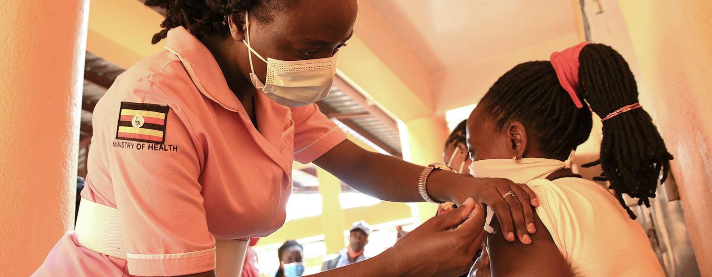 Vaccination contre la Covid-19 en Ouganda.