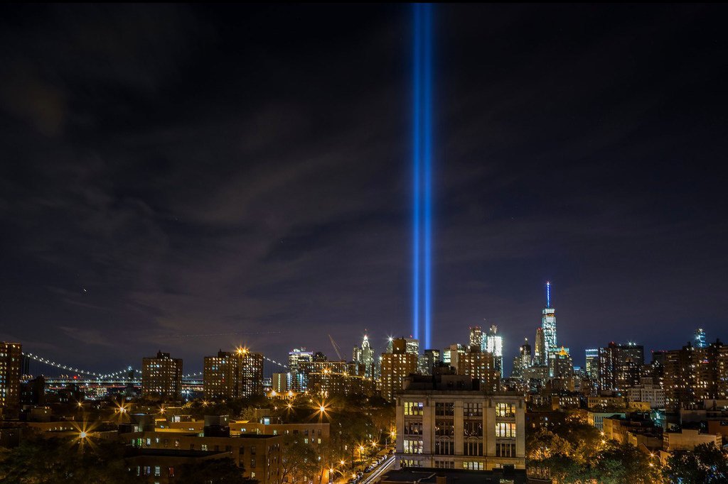 Lumière symbolisant les tours du World Trade Center, à New York, détruites lors des attentats du 11 septembre 2001/