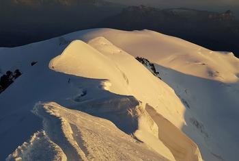 Le Mont Blanc, la plus haut montagne dans les Alpes.