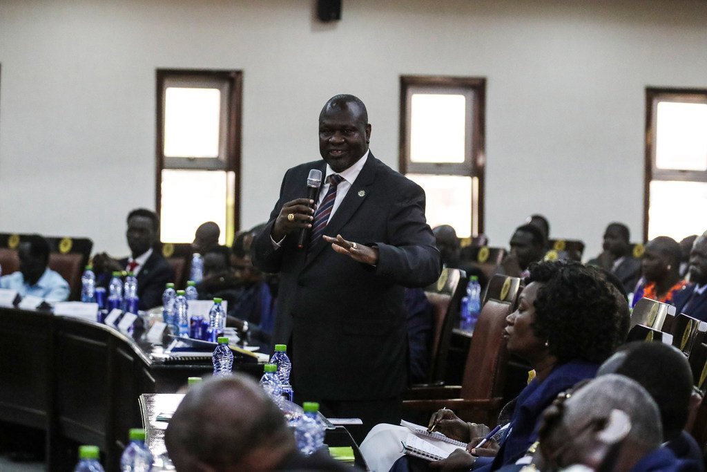 在南苏丹首都朱巴，苏丹人民解放运动-反对派领导人马沙在与安理会成员举行的会议上讲话。 