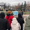 В рамках кампании борьбы с СOVID-19 в Киеве и Харькове при поддержке МОМ была установлена инсталляция огромной маски 