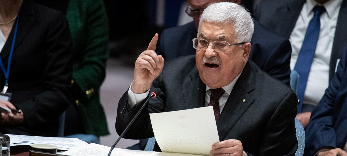 巴勒斯坦国总统阿巴斯在联合国安理会就中东局势，包括巴勒斯坦问题发表讲话。