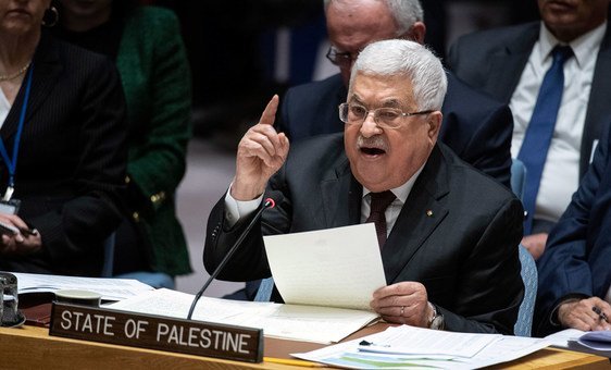 फ़लस्तीनी राष्ट्रपति महमूद अब्बास ने अमेरिकी योजना को ख़ारिज कर दिया है.