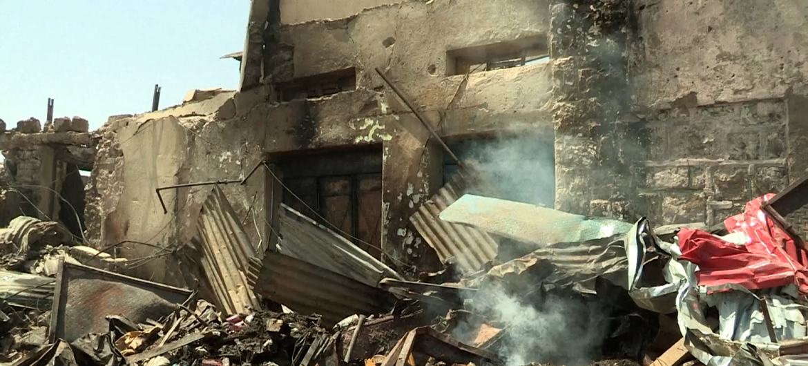 يقع سوق واهين في وسط هرجيسا، ويمتد على مساحة خمسة كيلومترات مربعة، وكان أكبر سوق في أرض الصومال، ورابع أكبر سوق في القرن الأفريقي.