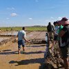 2019年，粮农组织-中国南南合作计划派遣的中国专家在马达加斯加指导培训杂交水稻播种。