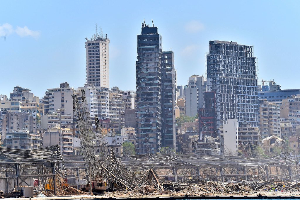  Une vue de la zone portuaire dévastée par l'explosion qui a eu lieu le 4 août à Beyrouth, au Liban.