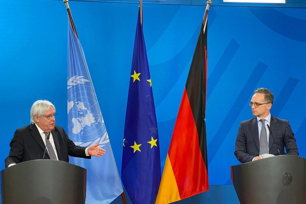 السيد مارتن غريفيثس، المبعوث الخاص للأمين العام للأمم المتحدة إلى اليمن، ووزير خارجية ألمانيا هايكو ماس بعد اجتماعهما في برلين حول اليمن.