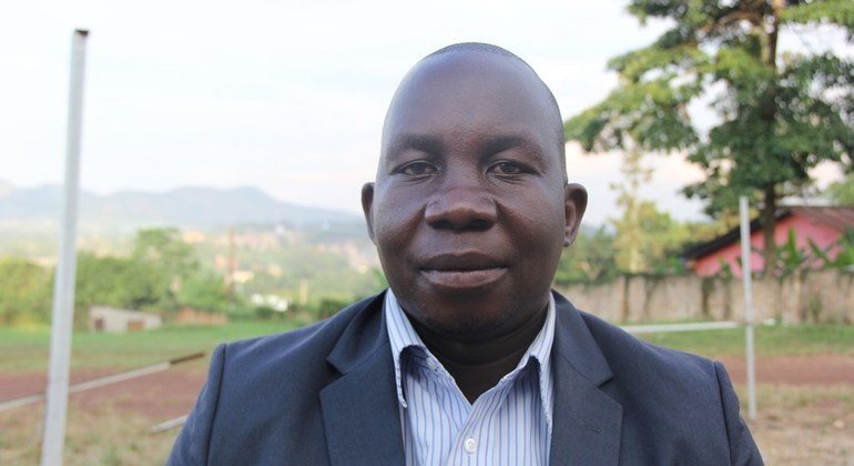 Vincent Alpha Opio, Naibu Mwenyekiti wa Wilaya ya Kikuube nchini Uganda.