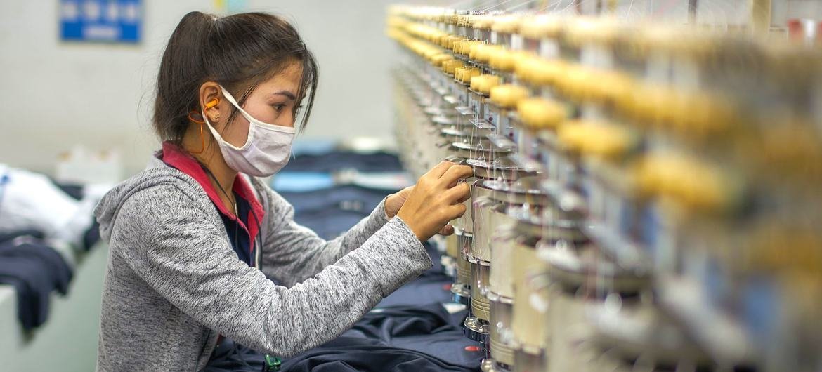 A female garment factory worker in Lao PDR.