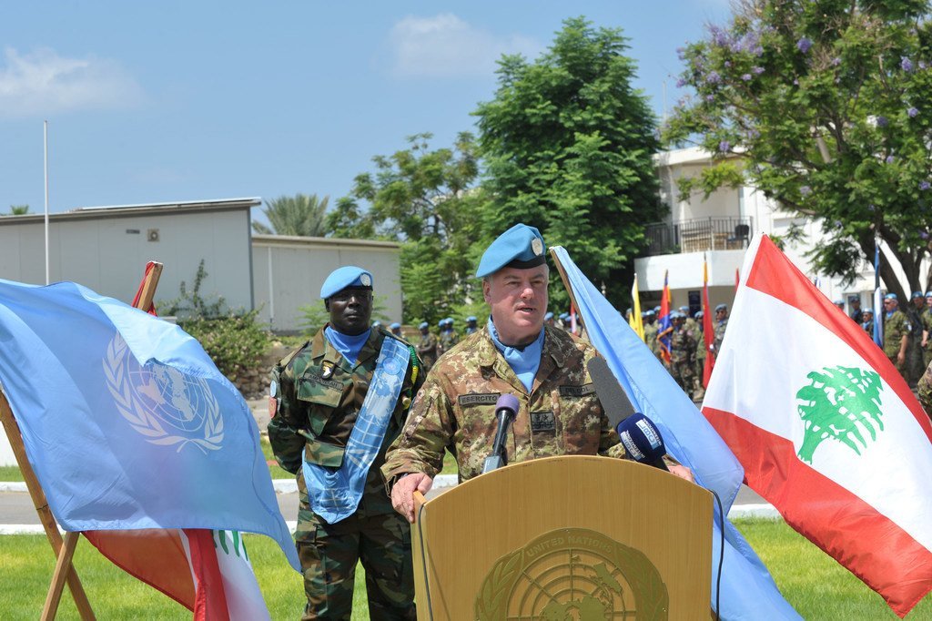 اللواء ستيفانو ديل كول، قائد القوة ورئيس بعثة اليونيفيل.