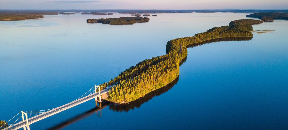 Le lac Esker à Salpausselkä en Finlande a été désigné comme un géoparc mondial de l'UNESCO. 