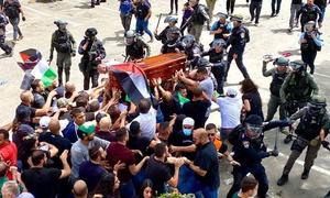 येरूशेलम में, पत्रकार शिरीन अबु अकलेह का अन्तिम संस्कार
