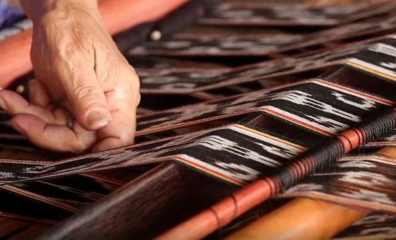 Traditional weaving in Ensaid Panjang,  Kalimantan, Indonesia.