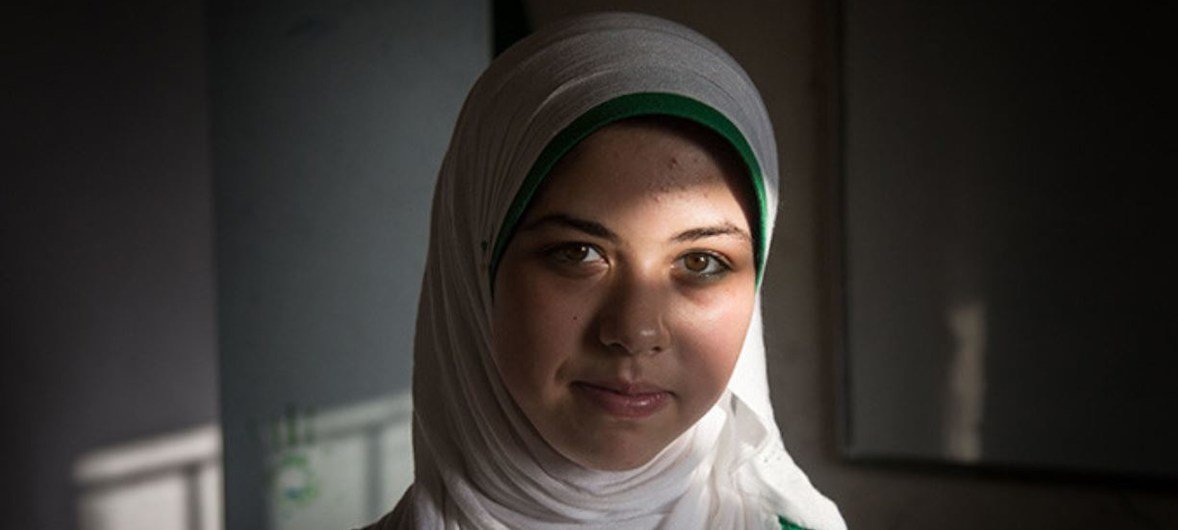 رنيم عبراس، لاجئة سورية تعيش في لبنان، كادت أن تصبح طفلة/عروس. لكن عائلتها رفضت، وبدلاً من ذلك أصبحت ناشطة ضد زواج الأطفال.