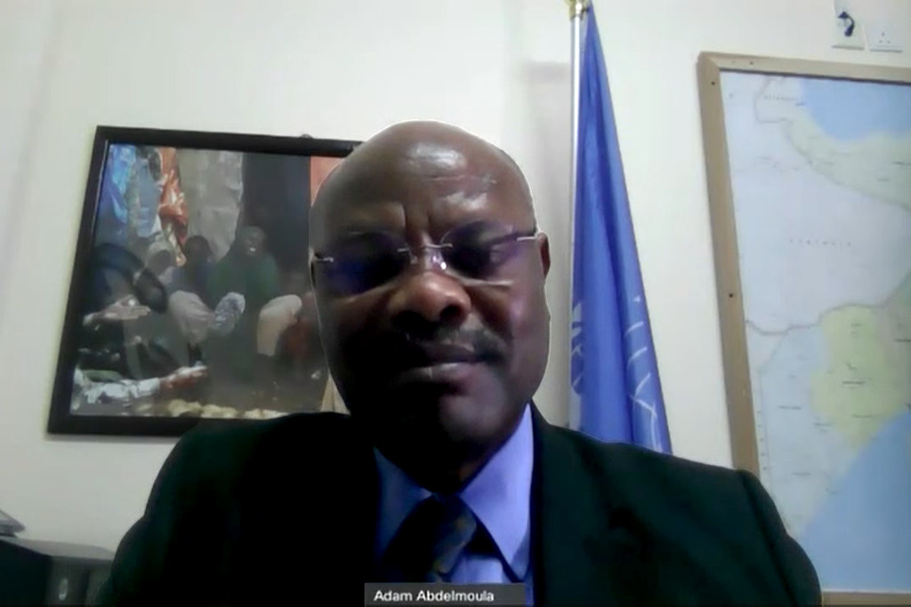 آدم عبد المولى، المنسق المقيم للأمم المتحدة ومنسق الشؤون الإنسانية في الصومال خلال مؤتمر صحفي عبر دائرة تلفزيونية مغلقة عن الوضع في الصومال