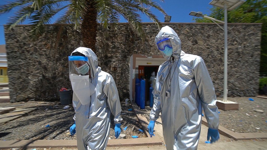 Les médecins d'un centre de quarantaine à Aden, au Yémen, ont reçu des fournitures EPI de l'UNICEF.