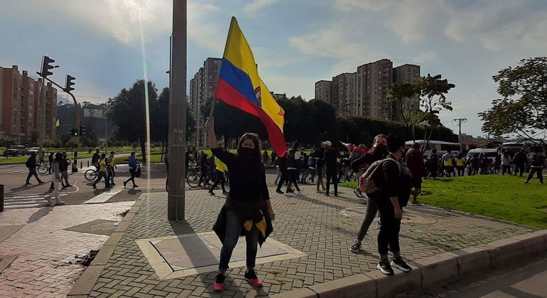 Manifestantes en las calles de Bogotá, Colombia