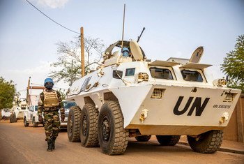 جنود حفظ السلام التابعون للأمم المتحدة في دورية في القطاع الشرقي من مالي.