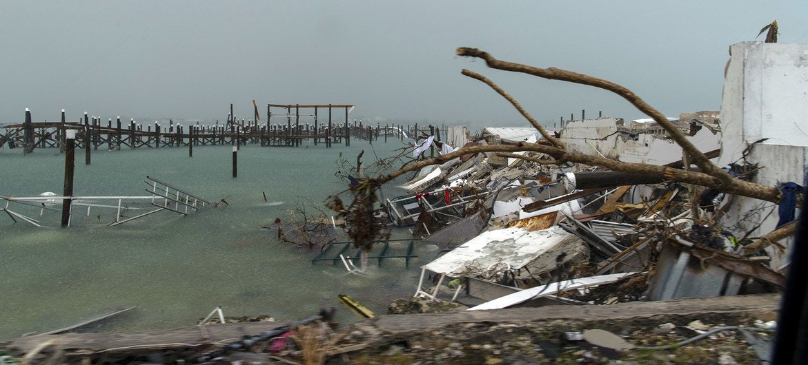 El puerto de Marsh destruido por el huracán Dorian.