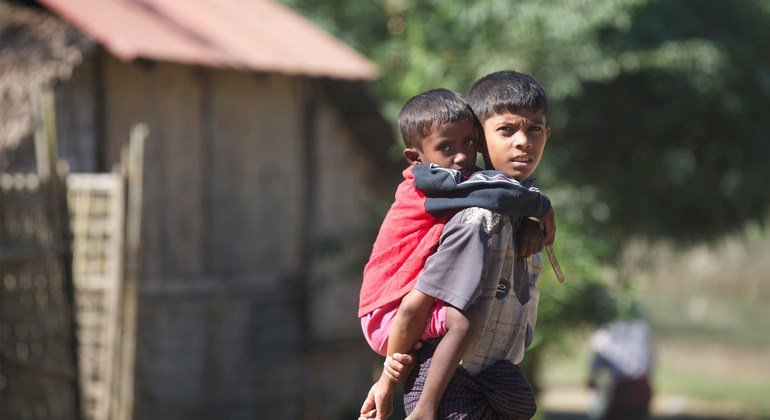 من الأرشيف: ولاية راخين، ميانمار. تشرين الثاني/نوفمبر، 2012.