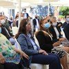 جانب من الحضور خلال إطلاق مبادرة نداء بيروت لدعم الأشخاص ذوي الإعاقة المتضررين من انفجار مرفأ بيروت. (الأمينة التنفيذية للإسكوا، رولا دشتي، الثانية من اليسار).