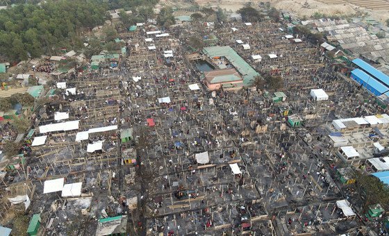اندلع حريق مدمر في 14 كانون الثاني/يناير في مخيم نايابارا للاجئين، بجنوب بنغلاديش. فقد حوالي 3500 لاجئ من الروهينجا منازلهم عندما دمر الحريق أكثر من 550 ملجأ.
