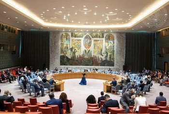 قاعة مجلس الأمن خلال اجتماعها حول الوضع في سوريا .
