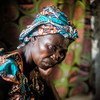 这位有 7 个孩子的母亲在返回中非共和国达马拉的家中时被两名男子强奸。