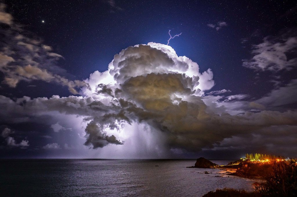 Formations de nuages à Port Macquarie, en Australie