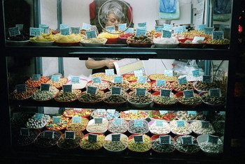 非洲的坚果种植者仅获得了在罗马尼亚等地出售腰果零食零售价的一小部分。