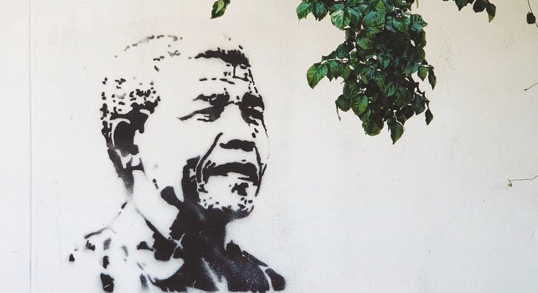 Call for ‘dignity, equality, justice and human rights’ rings out on Mandela Day 