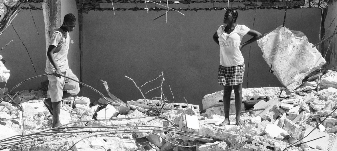 Разрушения в  Гаити в результате землетрясения в 2010 году