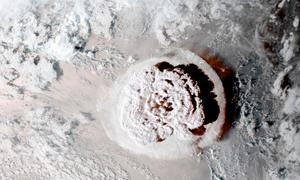 Explosive eruption of the Hunga Tonga-Hunga Ha'apai volcano on January 15, 2022.
