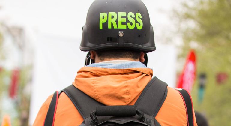 Unesco entregará coletes e capacetes para jornalistas que estão na Ucrânia.