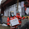 Добровольцы Красного Креста доставили помощь в Донецк. Жители Донбасса в связи с распространением COVID-19 оказались в еще большей изоляции. Фото из архива.