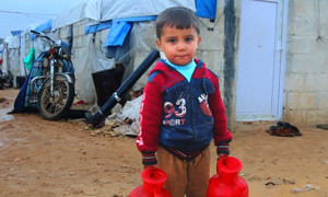  مخيم باريشا للنازحين من ذوي الاحتياجات الخاصة والأرامل اللواتي نزحن من قرى إدلب 