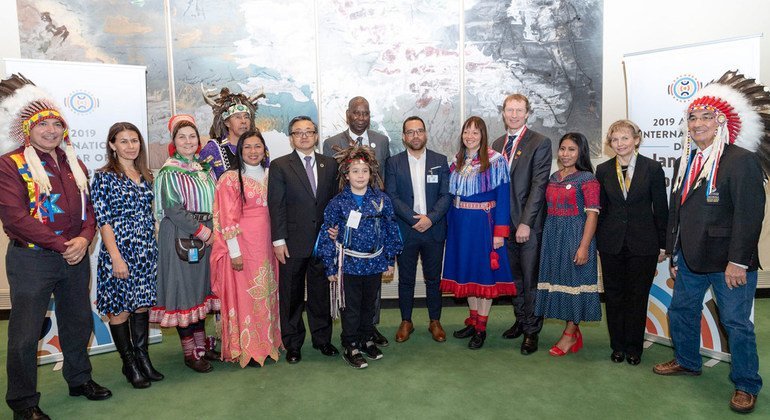 Participantes da cerimônia de encerramento do Ano Internacional das Línguas Indígenas 