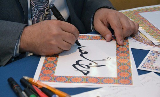 الخطاط ومعلم الخط العربي، ماجد سيف.