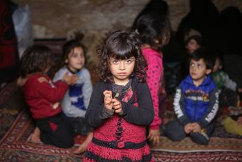 أطفال نازحون في سوريا.