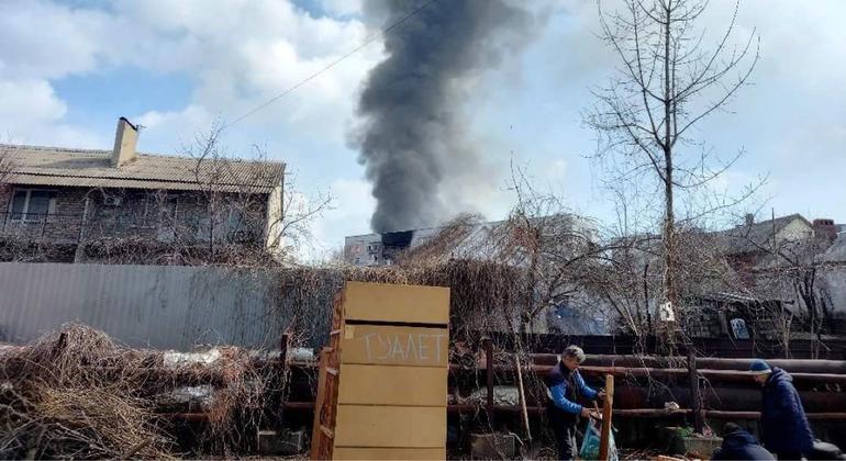 Ukraina: Operasi Palang Merah PBB sedang berlangsung untuk mengevakuasi warga sipil dari pabrik Mariupol yang dilanda bencana |