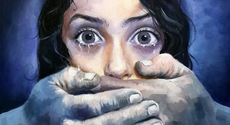 Detalle del trabajo artístico de Noorulhuda Nadheer sobre violencia sexual contra las mujeres y las niñas.